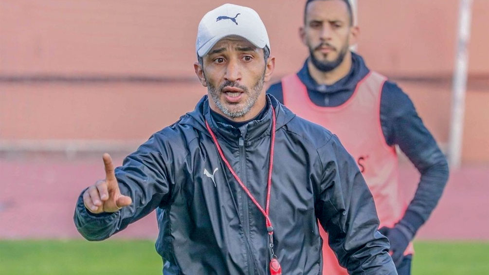 بعد الهزيمة أمام الجيش الملكي إدارة أولمبيك آسفي تتجه لفسخ العقد مع زكرياء عبوب