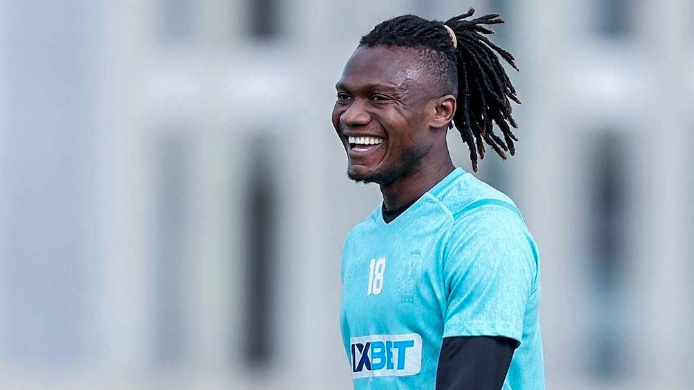 محامية لاعب الرجاء الرياضي تتجه لوضع شكاية جديدة بالفيفا ضد الجامعة والعصبة
