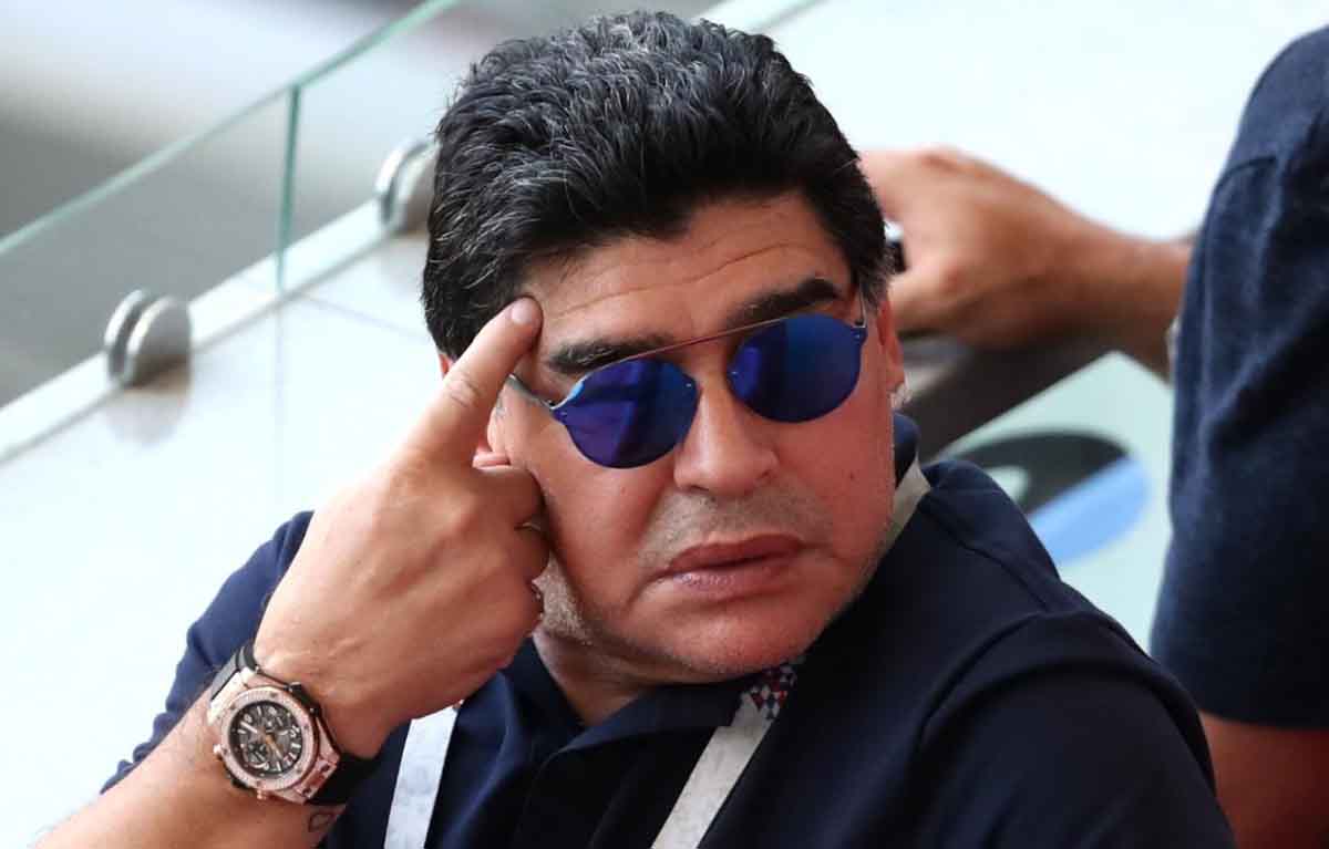 مارادونا يصعد بفريقه المكسيكي دورادوس لنهائي دوري الدرجة الثانية