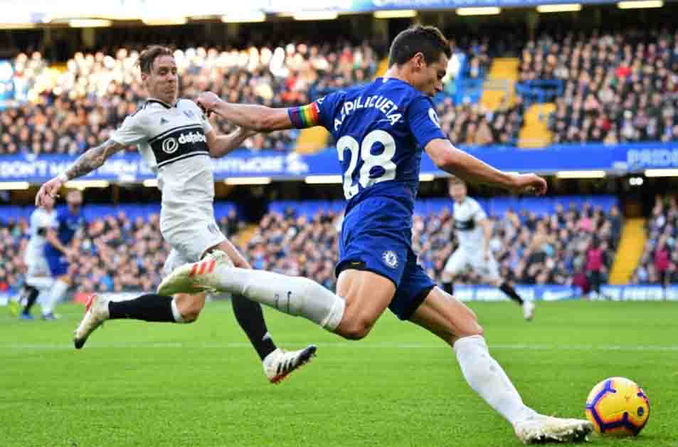 سيزار اسبيكويلتا يوقع عقدا جديدا مع تشيلسي حتى 2022