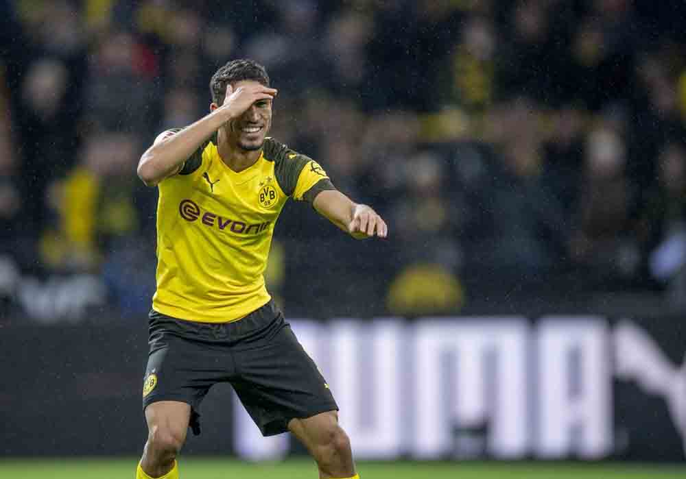 دورتموند يفوز على هانوفر وينفرد بصدارة الدوري الألماني