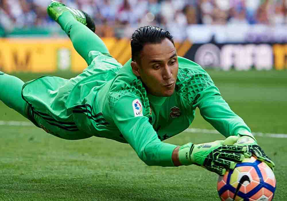 نافاس مستاء من ريال مدريد ويريد الإنتقال لعملاق البريمرليغ
