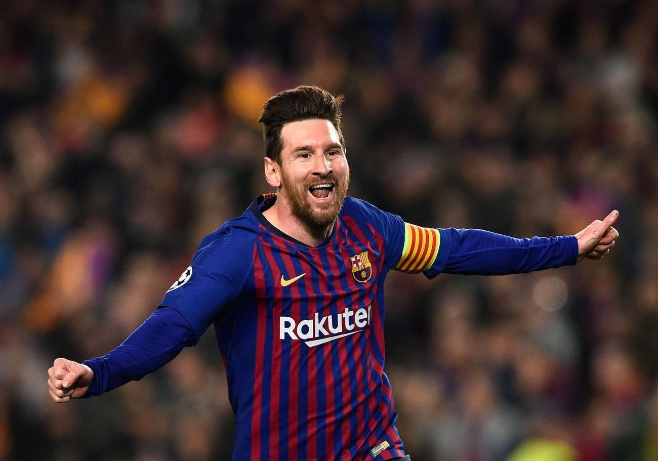 ميسي يتخطى إنييستا في دوري الأبطال ويفصح عن من يفضل في نصف النهائي