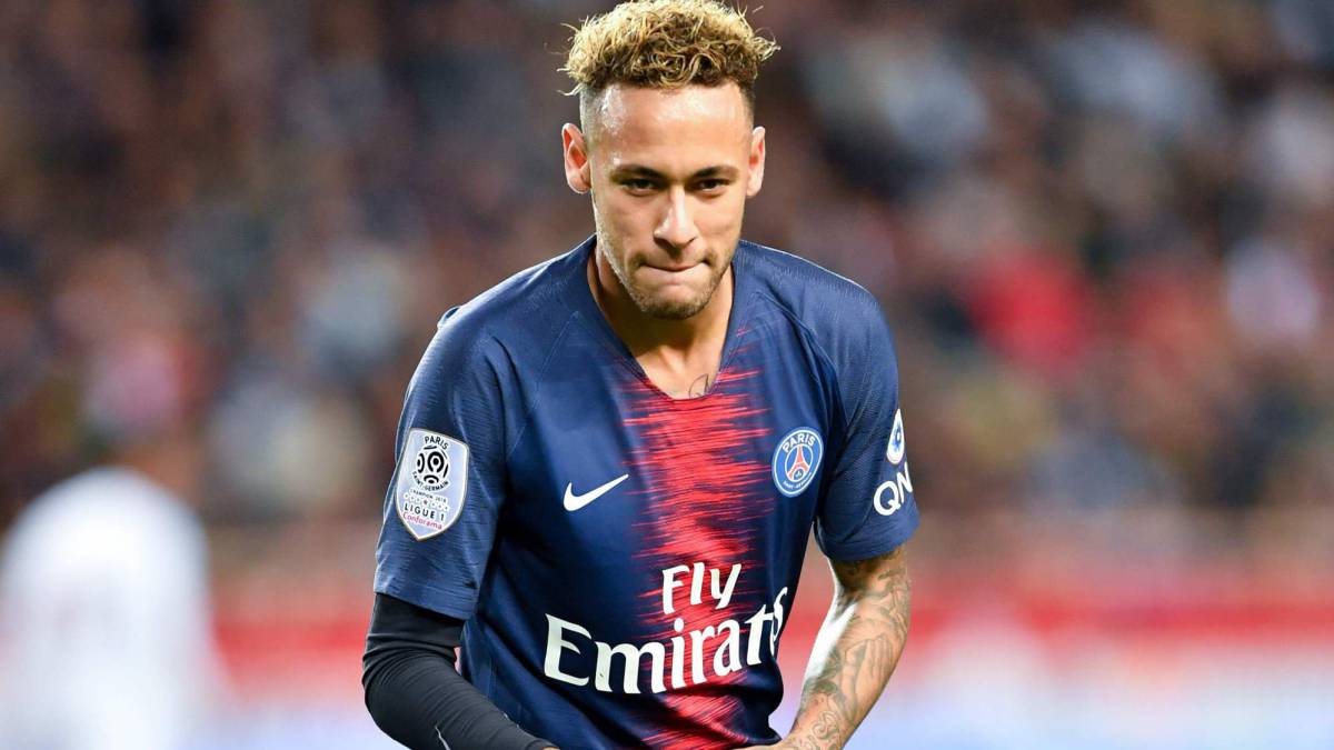 بعد عودته للملاعب..نيمار موقوف لثلاث مباريات