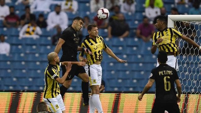 النصر والاتحاد إثارة كرة القدم السعودية