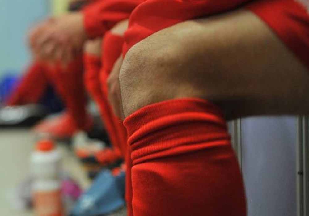 لِمَ جلبني بالملايين لكي أجلس على مقاعد بدلاء فريق أرادني بشدّة؟