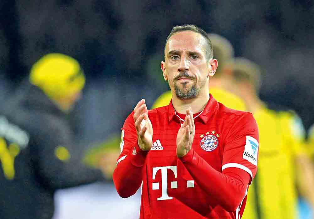 رسميا: ريبيري يعلن مغادرته نادي بايرن ميونخ الألماني