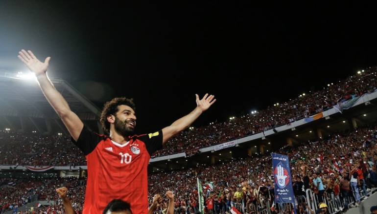 محمد صلاح يتفوق على المغربيين بنعطية وحكيمي