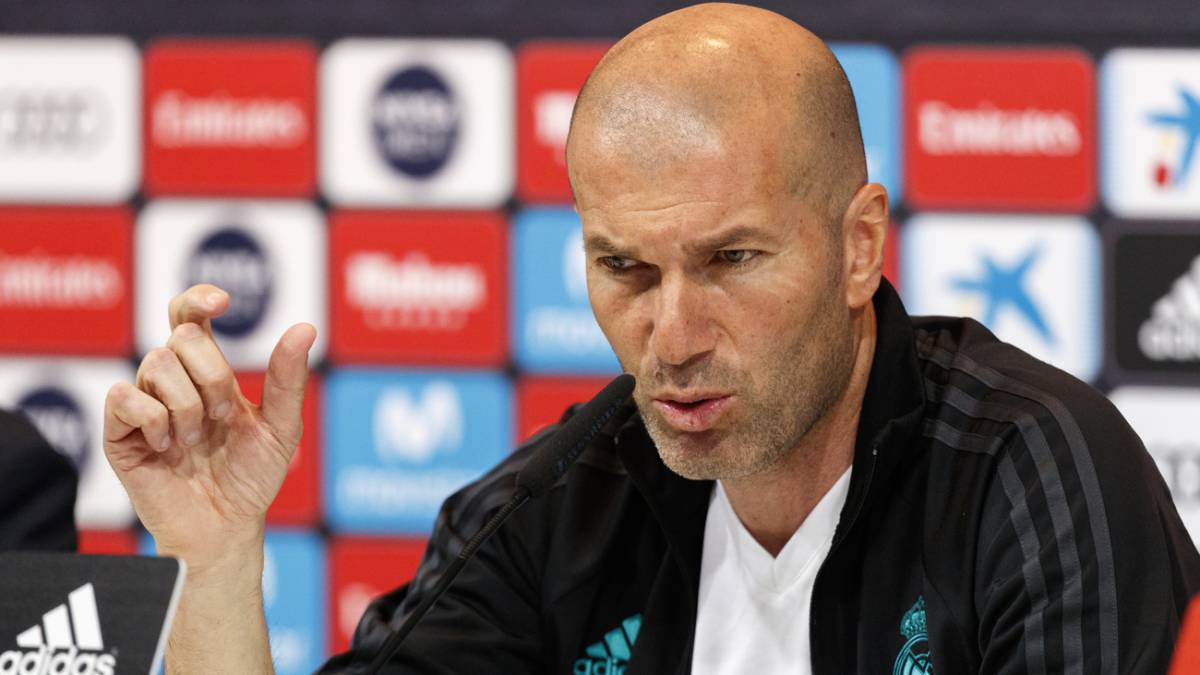 لهذا السبب هدد زيدان بالرحيل عن ريال مدريد