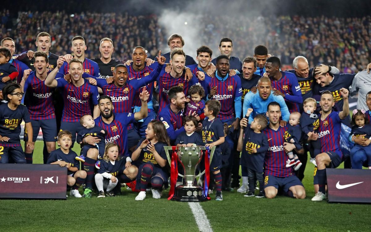 لائحة برشلونة المستدعاة للقاء النهائي أمام فالنسيا