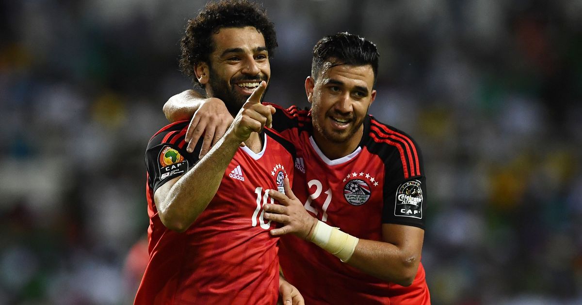 مصر تستهل أمم أفريقيا بانتصار صغير على زيمبابوي