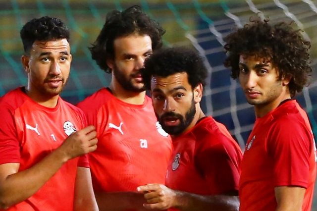محمد صلاح يجتمع بلاعبي المنتخب المصري بخصوص عمرو وردة