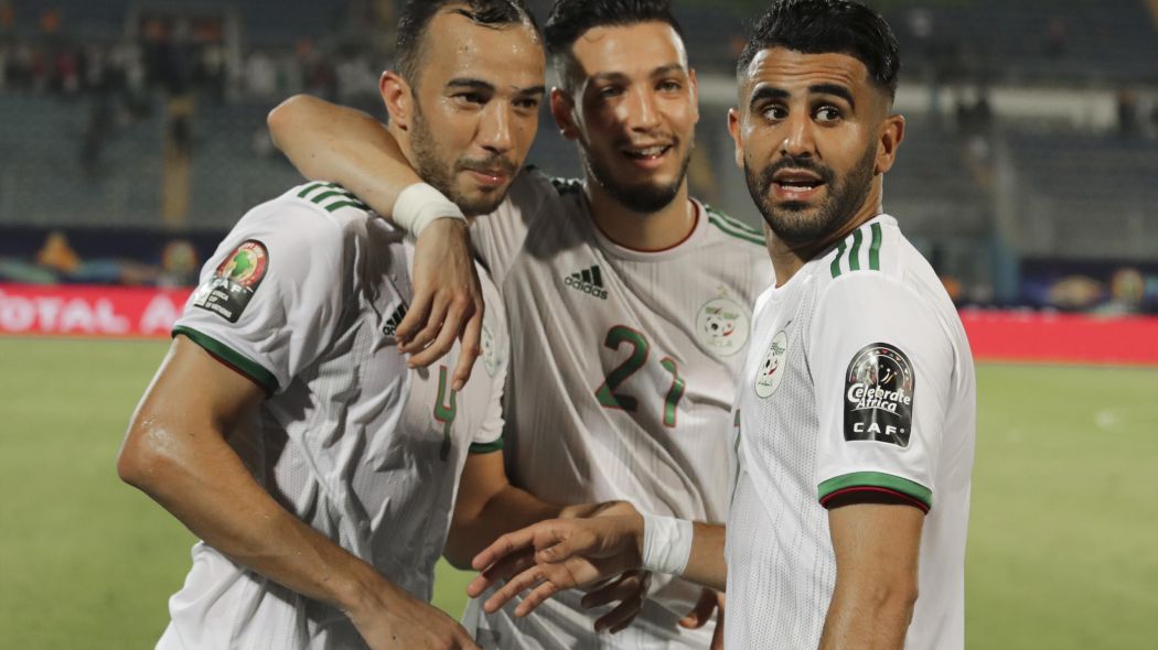 محاربو الصحراء يروضون أسود التيرانجا