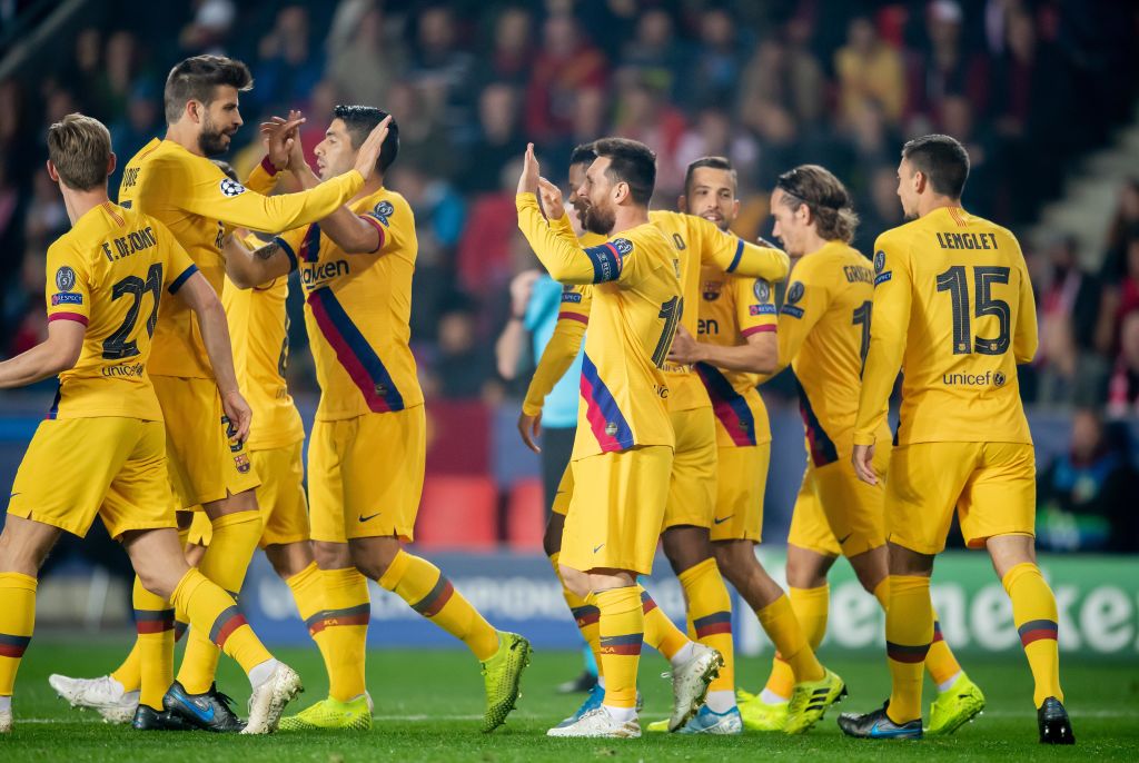 برشلونة يفوز على سلافيا بصعوبة