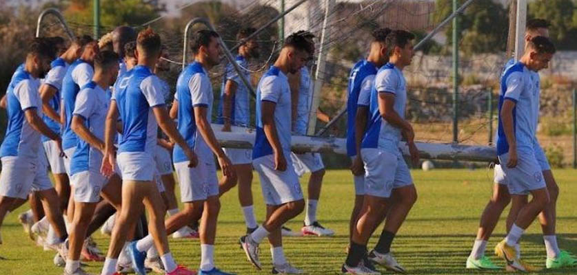 لاعبو اتحاد طنجة يقاطعون تداريب الفريق بسبب مستحقاتهم