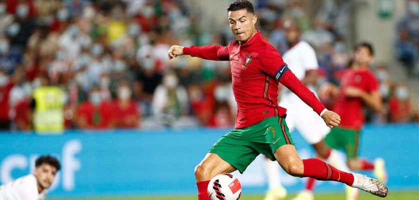 رونالدو يقود البرتغال لفوز كاسح على قطر