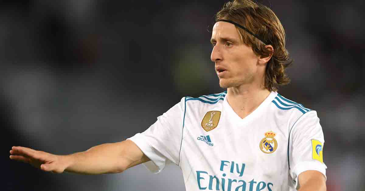 مودريتش يضيف جائزة أفضل رياضي في بلاده الى رصيده عام 2018