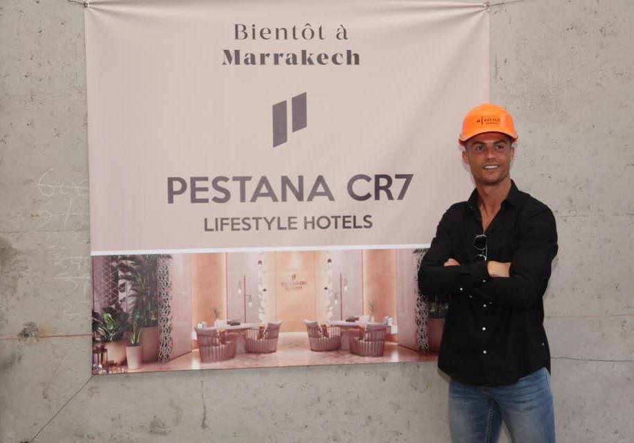 رونالدو يتفقد أشغال بناء فندقه بمراكش ويكشف تاريخ افتتاحه