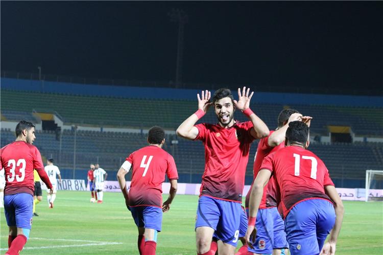 أزارو "المنبوذ"مطلوب بثلاث قارات