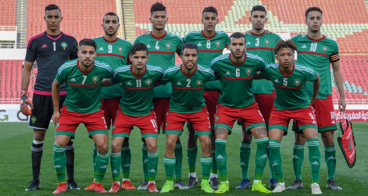 المنتخب المغربي الأول يدعم الأولمبيين أمام مالي من المدرجات